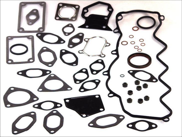 Zestaw uszczelek, głowica cylindrów do Peugeota, 181.320, ELRING w ofercie sklepu e-autoparts.pl 
