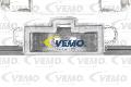 Oświetlenie tablicy rejestracyjnej, Original VEMO Quality do VW, V10-84-0030, VEMO w ofercie sklepu e-autoparts.pl 