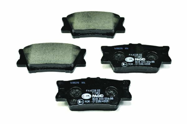 Klocki hamulcowe - komplet 8DB 355 006-881 HELLA