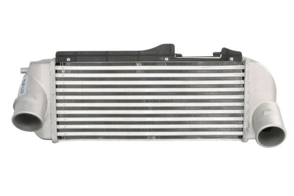Chłodnica powietrza doładowującego do Hyundia, DA05011TT, THERMOTEC w ofercie sklepu e-autoparts.pl 