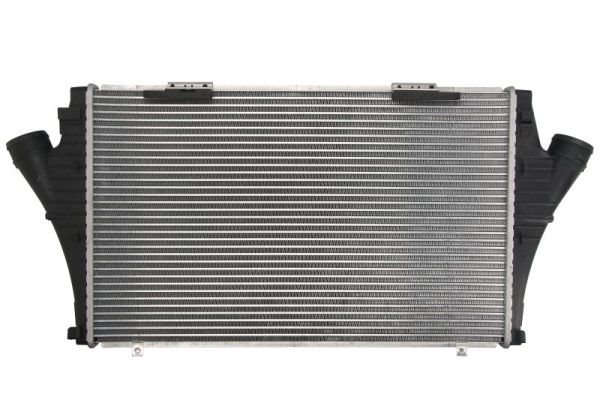 Chłodnica powietrza doładowującego do Cadilaca, DAX025TT, THERMOTEC w ofercie sklepu e-autoparts.pl 