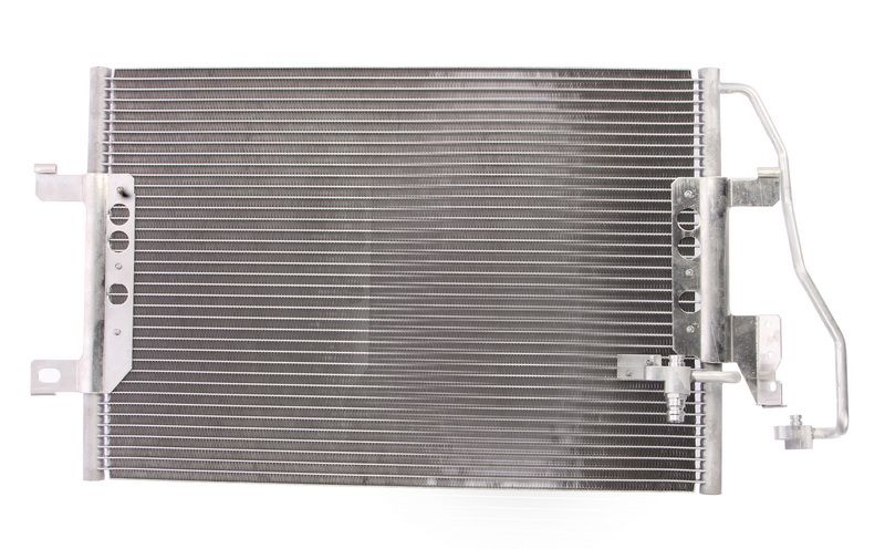 Chłodnica klimatyzacji - skraplacz do Mercedesa, TSP0225483, DELPHI w ofercie sklepu e-autoparts.pl 
